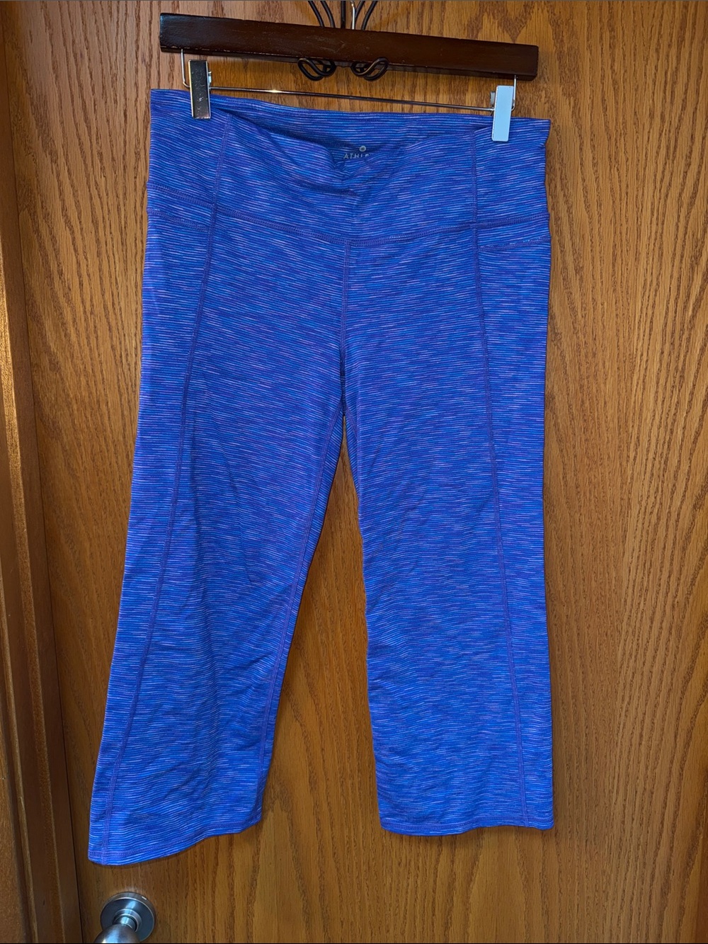 Athleta Fun Design Capris